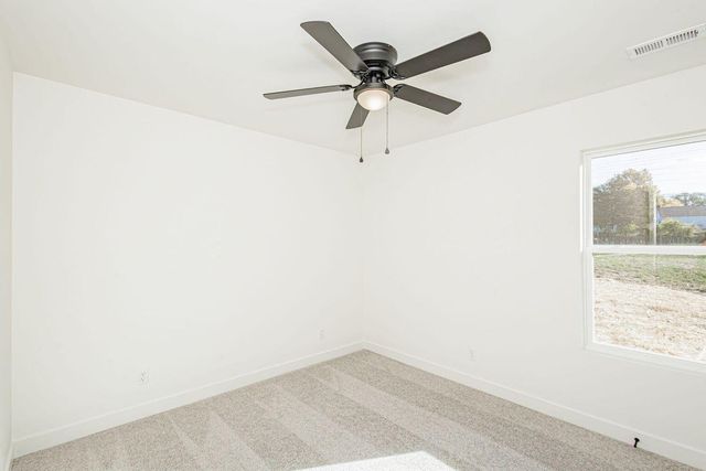 2637 FRAZIER LP, Columbia, MO 65202