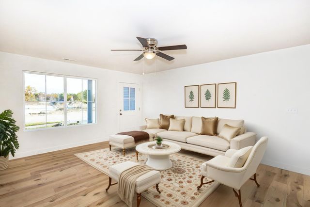 2637 FRAZIER LP, Columbia, MO 65202