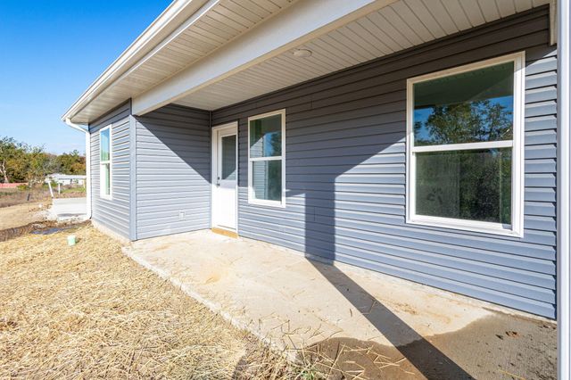 2637 FRAZIER LP, Columbia, MO 65202