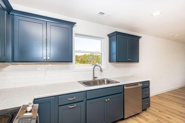 2637 FRAZIER LP, Columbia, MO 65202