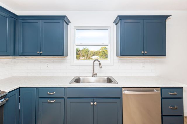 2637 FRAZIER LP, Columbia, MO 65202