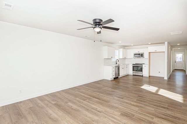 2637 FRAZIER LP, Columbia, MO 65202