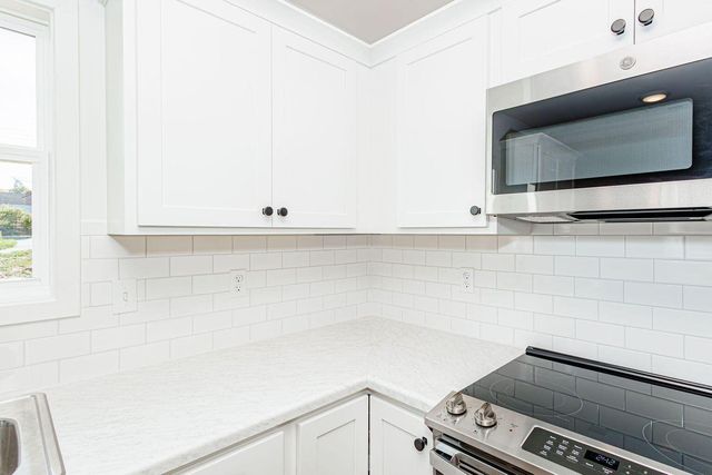 2637 FRAZIER LP, Columbia, MO 65202