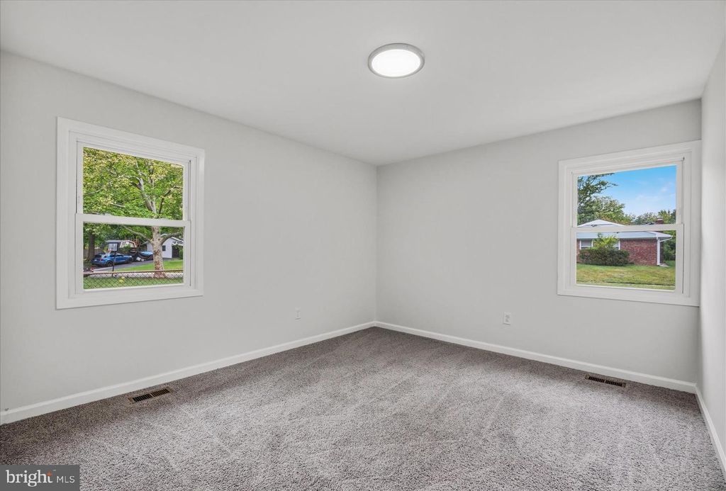 Image 22 of property listing at 4001 YARMOUTH LN, Bowie, MD 20715