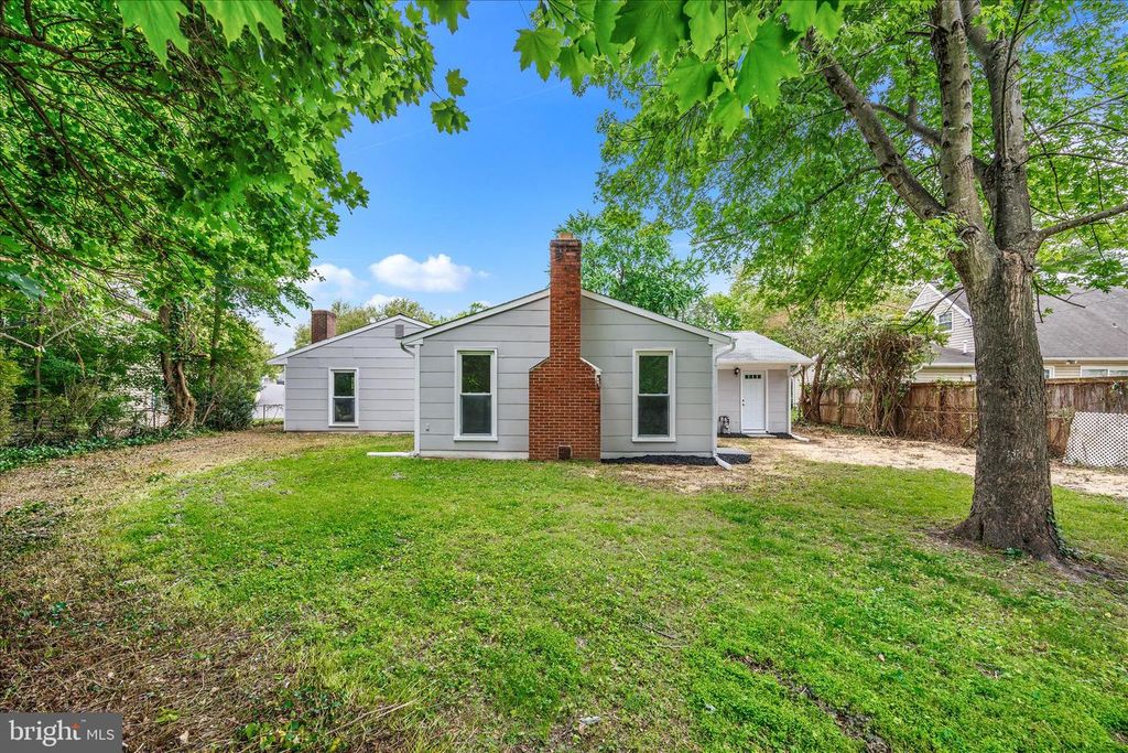 Image 32 of property listing at 4001 YARMOUTH LN, Bowie, MD 20715