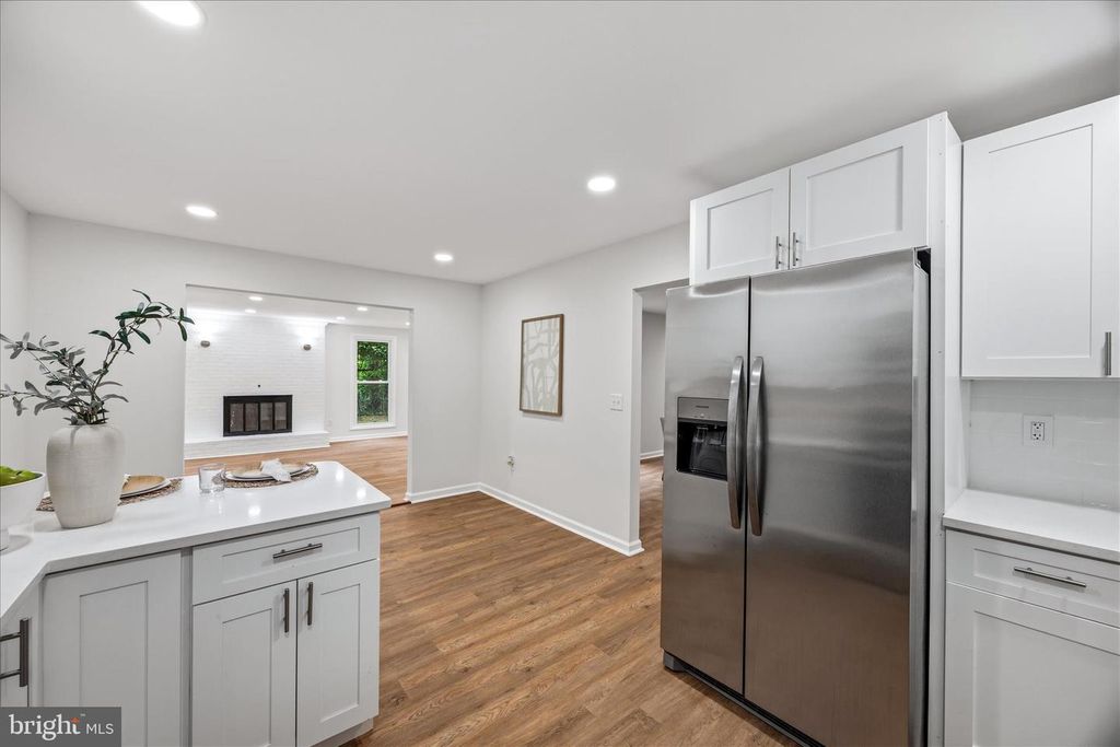 Image 6 of property listing at 4001 YARMOUTH LN, Bowie, MD 20715