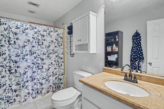 10757 Linohau Way, Diamondhead, MS 39525