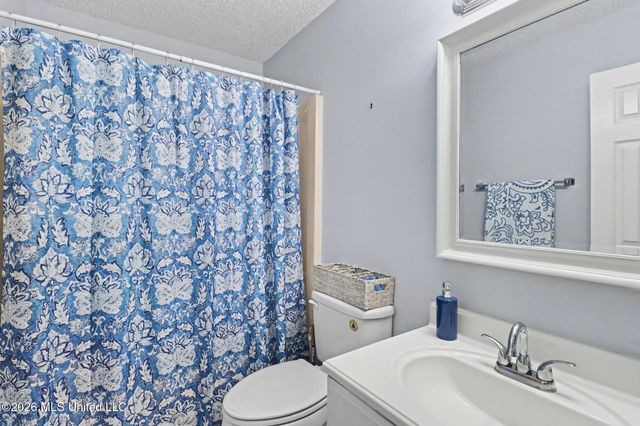 10757 Linohau Way, Diamondhead, MS 39525