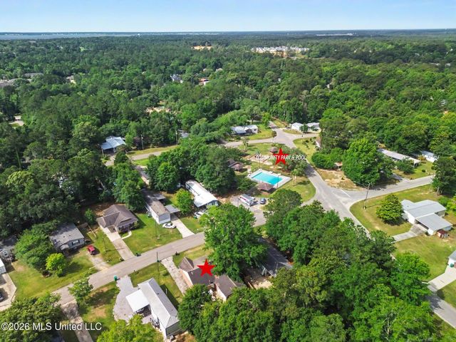 10757 Linohau Way, Diamondhead, MS 39525