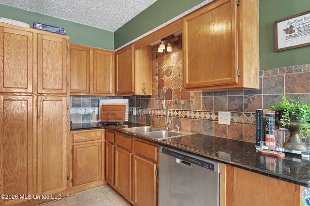10757 Linohau Way, Diamondhead, MS 39525