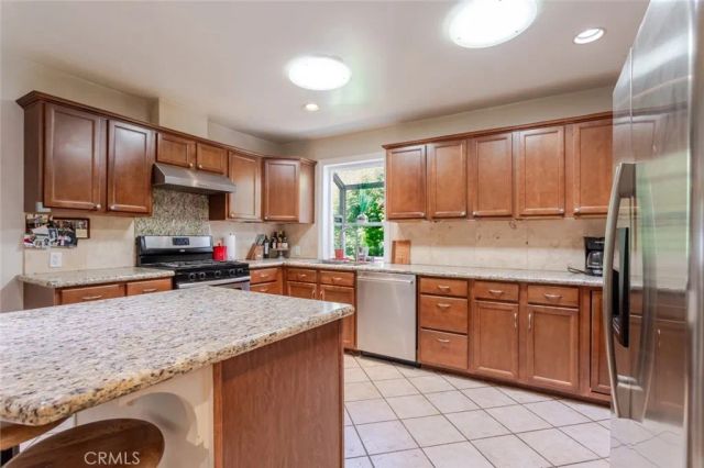 1119 Atlee Drive, La Canada Flintridge, CA 91011