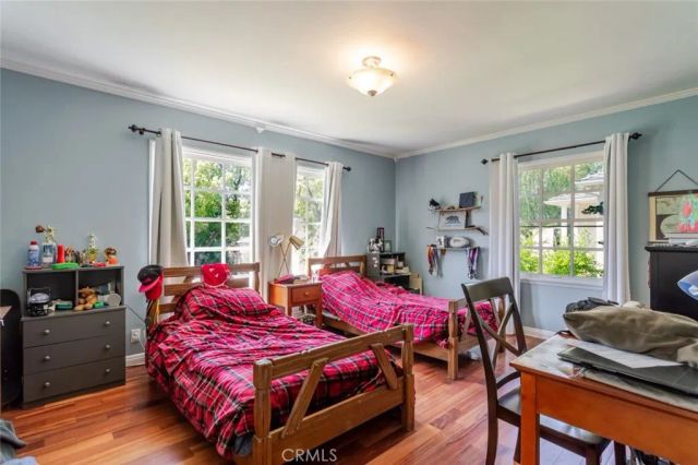 1119 Atlee Drive, La Canada Flintridge, CA 91011