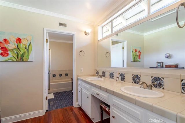 1119 Atlee Drive, La Canada Flintridge, CA 91011