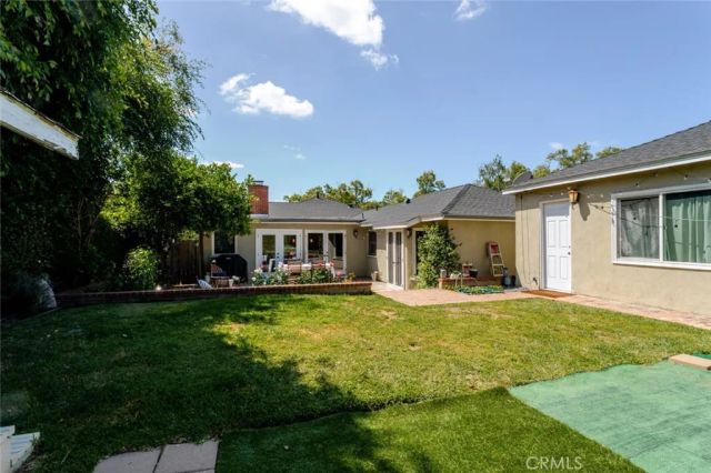 1119 Atlee Drive, La Canada Flintridge, CA 91011