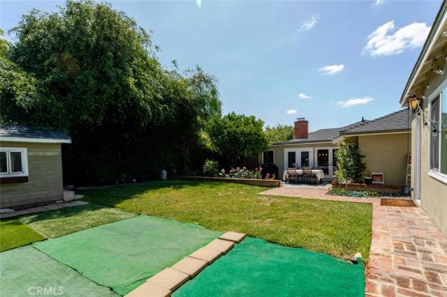 1119 Atlee Drive, La Canada Flintridge, CA 91011
