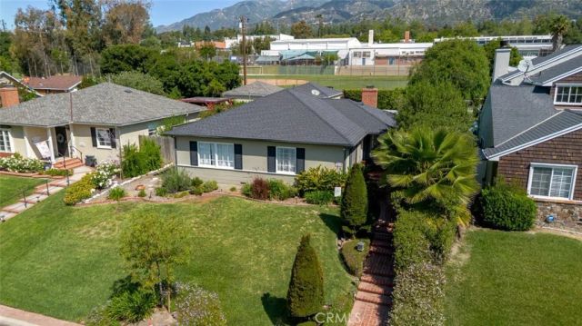 1119 Atlee Drive, La Canada Flintridge, CA 91011