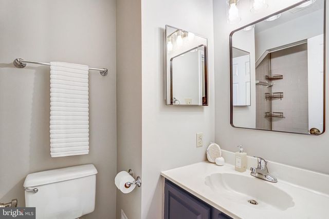 12498 SWEET LEAF TER, Fairfax, VA 22033