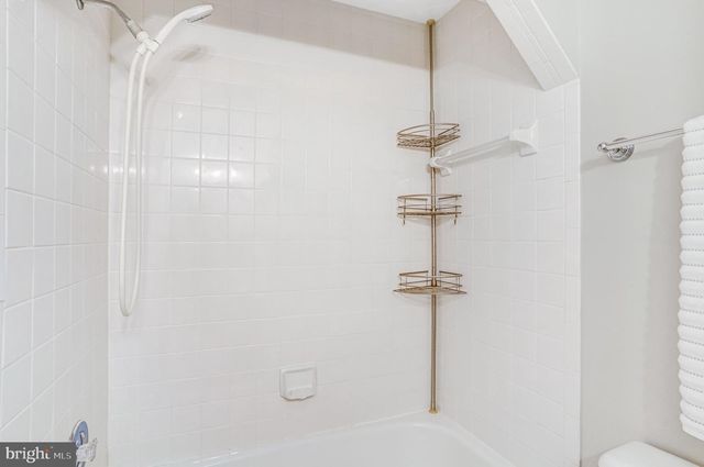 12498 SWEET LEAF TER, Fairfax, VA 22033