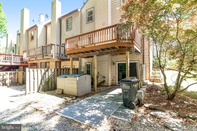 12498 SWEET LEAF TER, Fairfax, VA 22033