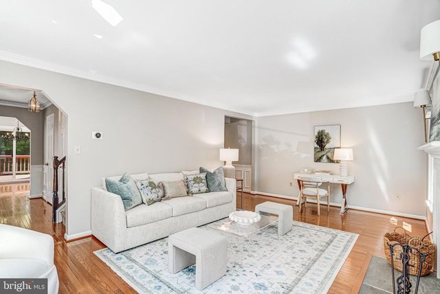12498 SWEET LEAF TER, Fairfax, VA 22033