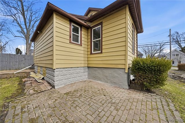 238 Main Street, Tonawanda, NY 14150