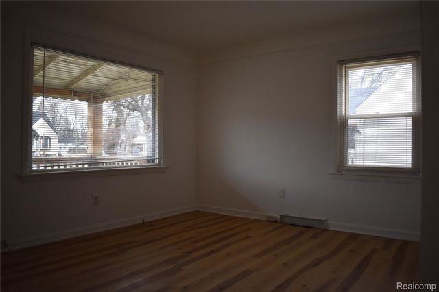 4115 Madison Street, Dearborn Heights, MI 48125