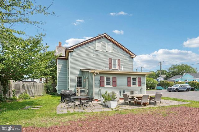 414 BROADWAY, Cape May, NJ 08204