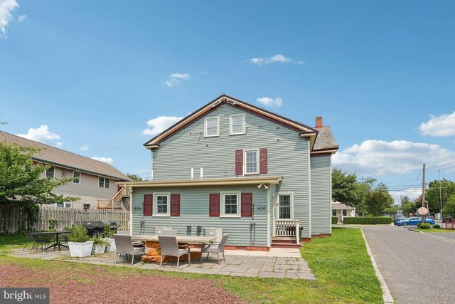 414 BROADWAY, Cape May, NJ 08204