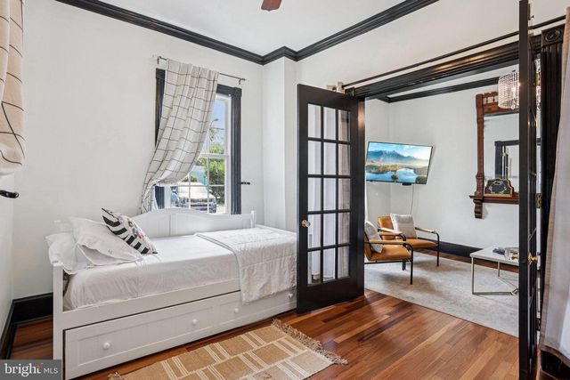 414 BROADWAY, Cape May, NJ 08204