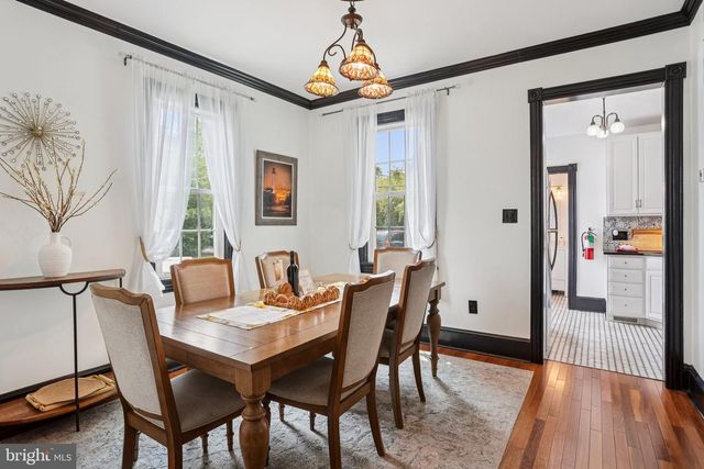 414 BROADWAY, Cape May, NJ 08204