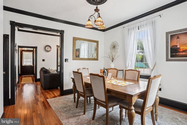 414 BROADWAY, Cape May, NJ 08204