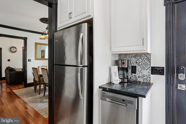 414 BROADWAY, Cape May, NJ 08204