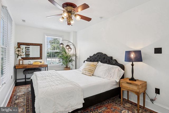 414 BROADWAY, Cape May, NJ 08204