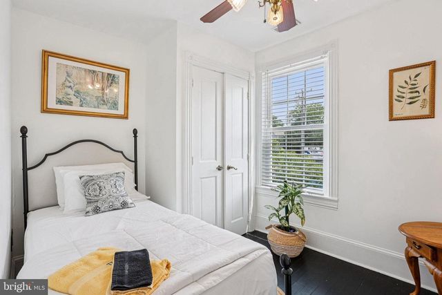 414 BROADWAY, Cape May, NJ 08204