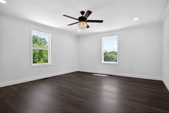 212 Twin Oaks Road, Mcminnville, TN 37110