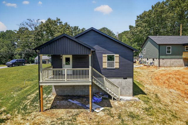 212 Twin Oaks Road, Mcminnville, TN 37110