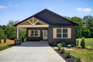 212 Twin Oaks Road, Mcminnville, TN 37110