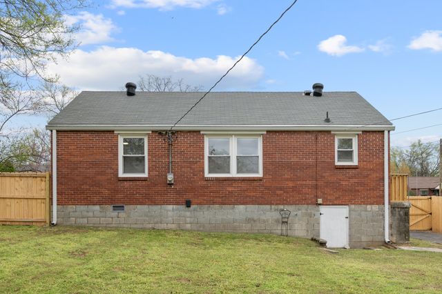 204 Blanchard Pl, Nashville, TN 37214