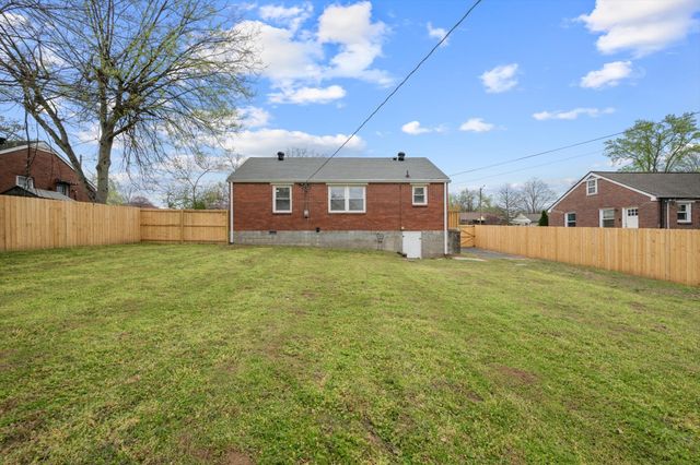 204 Blanchard Pl, Nashville, TN 37214