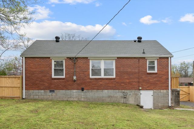 204 Blanchard Pl, Nashville, TN 37214