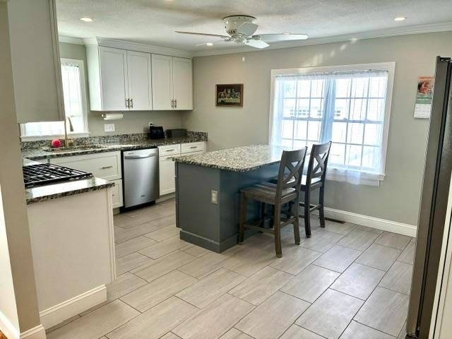 90 Tarbell Street, Manchester, NH 03104