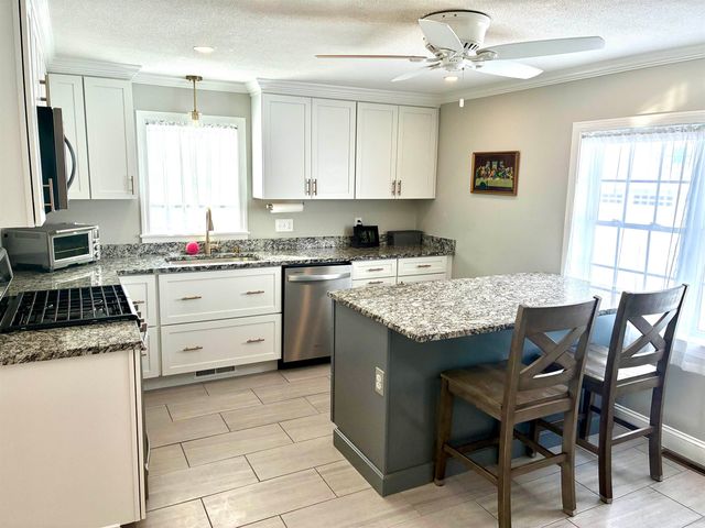 90 Tarbell Street, Manchester, NH 03104