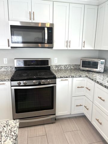 90 Tarbell Street, Manchester, NH 03104