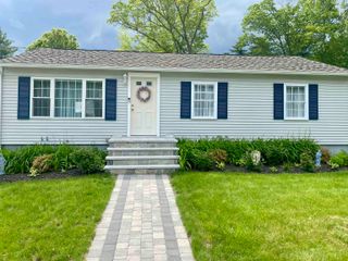 90 Tarbell Street, Manchester, NH 03104