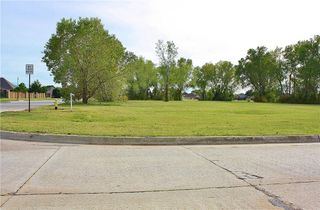 106 Landmark Drive, Yukon, OK 73099
