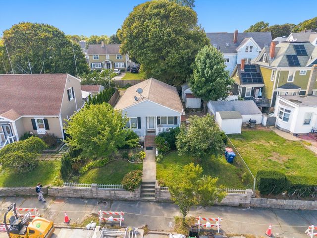 739 County St, New Bedford, MA 02740