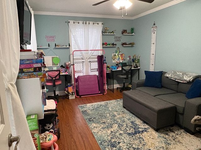 683 Nw Main St, Douglas, MA 01516