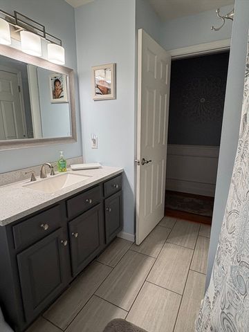 683 Nw Main St, Douglas, MA 01516
