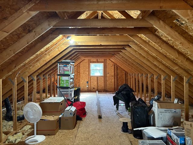 683 Nw Main St, Douglas, MA 01516