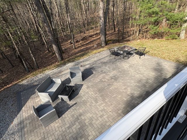 683 Nw Main St, Douglas, MA 01516